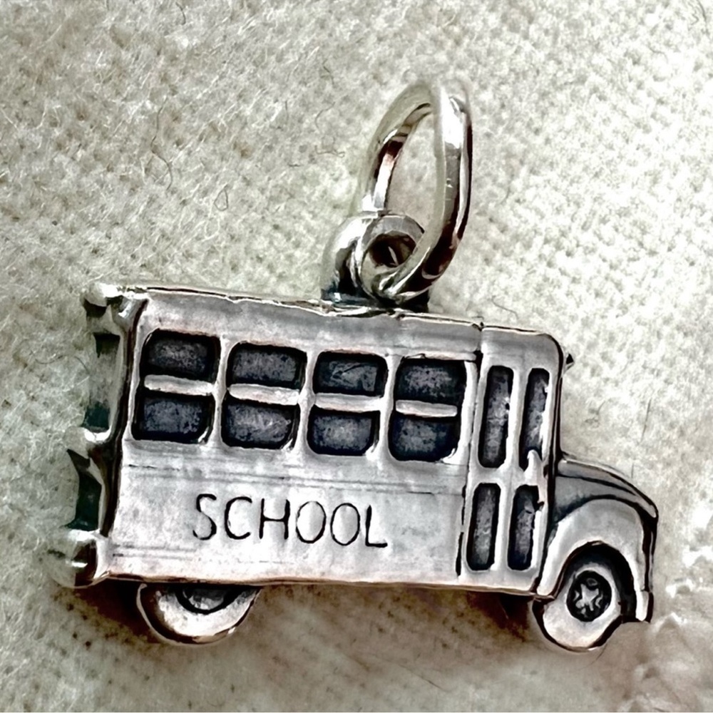 Rare retired James Avery School Bus charm (loop not cut) - Picture 2 of 8